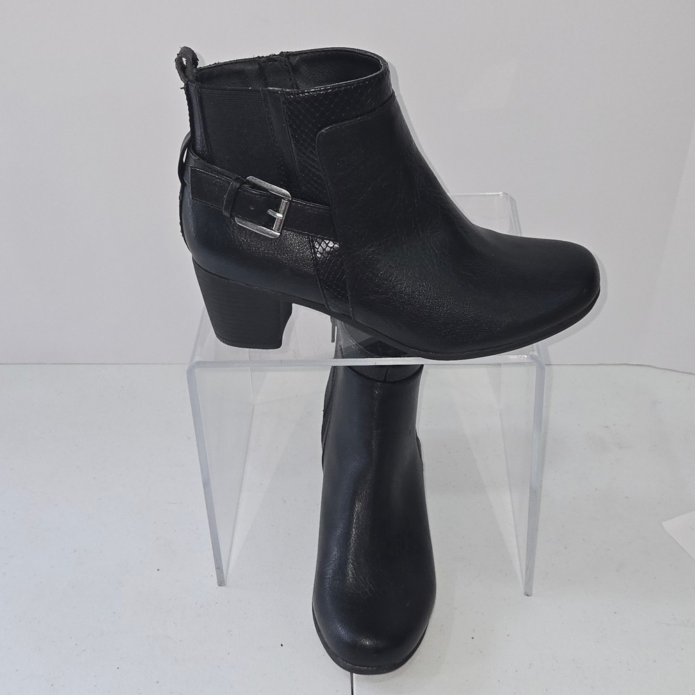 Croft & Barrow Gila Black Ankle Boots Womens 7 Med Block Heel Buckle Side Zip